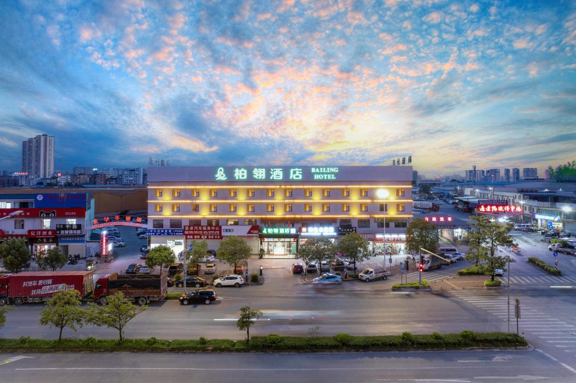 Bai Ling Hotel Nanning Eksteriør bilde